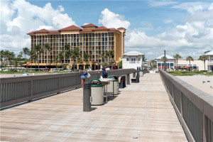 Photo for 135 SE 19th Avenue, Deerfield Beach, FL 33441 - Listing #FX-10277939 135 SE 19th Avenue, Deerfield Beach, FL 33441
