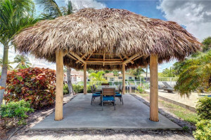 Photo for 135 SE 19th Avenue, Deerfield Beach, FL 33441 - Listing #FX-10277939 135 SE 19th Avenue, Deerfield Beach, FL 33441