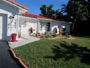 Photo for 3607 NW 82nd Terrace, Coral Springs, FL 33065 - Listing #FX-10312369 3607 NW 82nd Terrace, Coral Springs, FL 33065