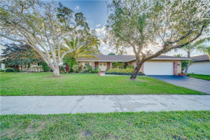Photo for 13750 Roanoke Street, Davie, FL 33325 - Listing #FX-10313970 13750 Roanoke Street, Davie, FL 33325