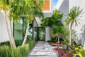 4437 W Tradewinds Avenue, Fort Lauderdale, FL 33308