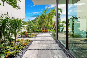 4437 W Tradewinds Avenue, Fort Lauderdale, FL 33308