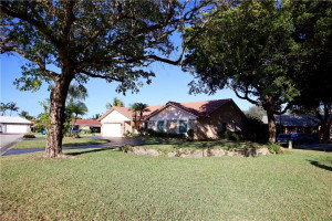 Photo for 5193 NW 65th Terrace, Coral Springs, FL 33067 - Listing #FX-10314623 5193 NW 65th Terrace, Coral Springs, FL 33067