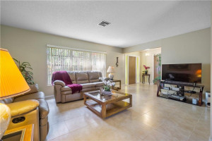 8593 NW 3rd Street, Coral Springs, FL 33071