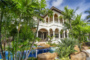 2457 NE 26th Street, Lighthouse Point, FL 33064