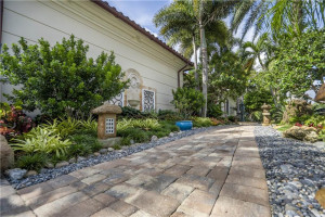 2457 NE 26th Street, Lighthouse Point, FL 33064