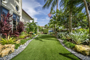 2457 NE 26th Street, Lighthouse Point, FL 33064