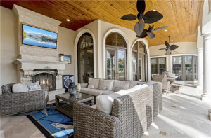 2457 NE 26th Street, Lighthouse Point, FL 33064