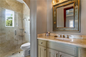 2457 NE 26th Street, Lighthouse Point, FL 33064