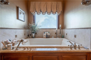 2457 NE 26th Street, Lighthouse Point, FL 33064