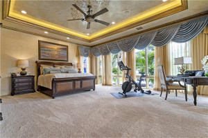 2457 NE 26th Street, Lighthouse Point, FL 33064