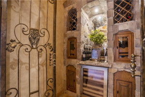 2457 NE 26th Street, Lighthouse Point, FL 33064