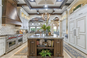 2457 NE 26th Street, Lighthouse Point, FL 33064