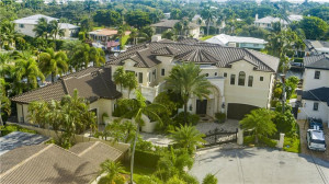 2457 NE 26th Street, Lighthouse Point, FL 33064