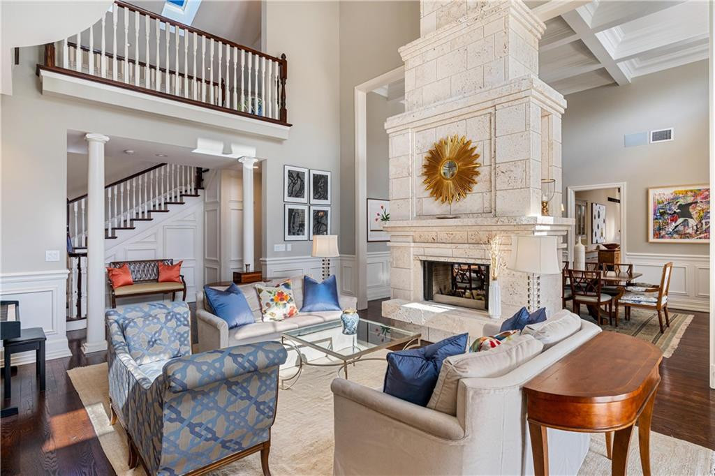 Living Room w/Mezzanine