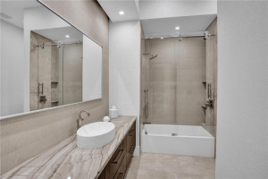 70 Isla Bahia Drive, Fort Lauderdale, FL 33316