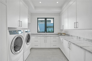 70 Isla Bahia Drive, Fort Lauderdale, FL 33316