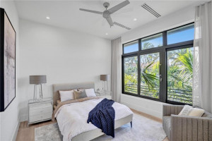 70 Isla Bahia Drive, Fort Lauderdale, FL 33316