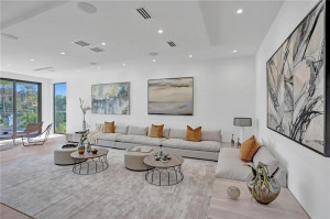 70 Isla Bahia Drive, Fort Lauderdale, FL 33316