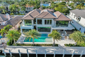 70 Isla Bahia Drive, Fort Lauderdale, FL 33316