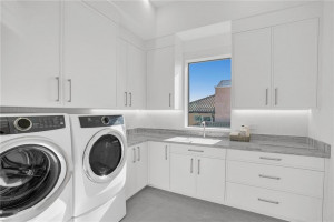 70 Isla Bahia Drive, Fort Lauderdale, FL 33316