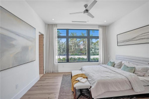 70 Isla Bahia Drive, Fort Lauderdale, FL 33316