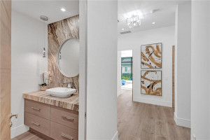 70 Isla Bahia Drive, Fort Lauderdale, FL 33316