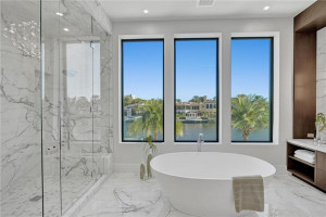 70 Isla Bahia Drive, Fort Lauderdale, FL 33316