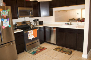 1041 NW 79th Avenue, Plantation, FL 33322