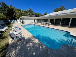 1515 Seabreeze Boulevard, Fort Lauderdale, FL 33316