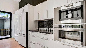 811 Solar Isle Drive, Fort Lauderdale, FL 33301