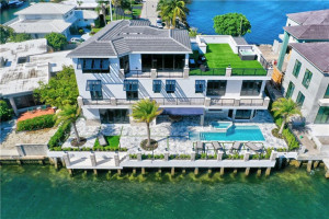 Photo for 2900 NE 8 Avenue, Boca Raton, FL 33431 - Listing #FX-10323127 2900 NE 8 Avenue, Boca Raton, FL 33431
