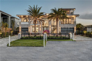 Photo for 2900 NE 8 Avenue, Boca Raton, FL 33431 - Listing #FX-10323127 2900 NE 8 Avenue, Boca Raton, FL 33431