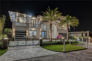 Photo for 2900 NE 8 Avenue, Boca Raton, FL 33431 - Listing #FX-10323127 2900 NE 8 Avenue, Boca Raton, FL 33431