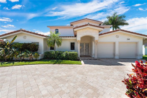 2620 NE 48th Street, Lighthouse Point, FL 33064