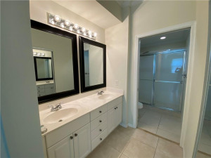 Photo for 26 Royal Palm Way, 105, Boca Raton, FL 33432 - Listing #FX-10327012 26 Royal Palm Way, 105, Boca Raton, FL 33432