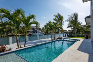 2511 NE 32nd Court, Lighthouse Point, FL 33064