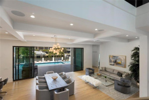 2511 NE 32nd Court, Lighthouse Point, FL 33064