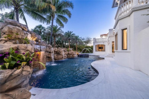 7427 Stonegate Boulevard, Parkland, FL 33076