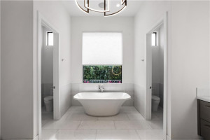 2511 NE 32nd Court, Lighthouse Point, FL 33064