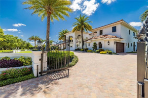 7427 Stonegate Boulevard, Parkland, FL 33076