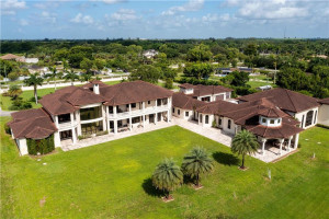 5600 SW 136th Avenue, Southwest Ranches, FL 33330