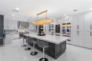 1601 E Lake Drive, Fort Lauderdale, FL 33316