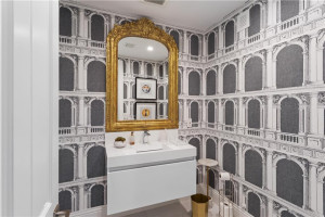 1601 E Lake Drive, Fort Lauderdale, FL 33316