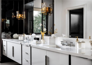 91 Compass Lane, Fort Lauderdale, FL 33308