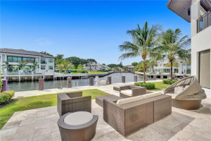 91 Compass Lane, Fort Lauderdale, FL 33308