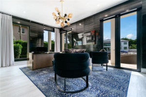 91 Compass Lane, Fort Lauderdale, FL 33308