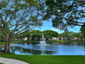 640 Cypress Club Way, 12-B, Deerfield Beach, FL 33064