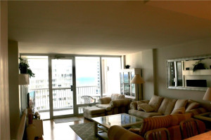 2200 NE 33rd Avenue, 17C, Fort Lauderdale, FL 33305