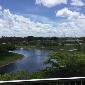 7735 Yardley Drive, 406, Tamarac, FL 33321